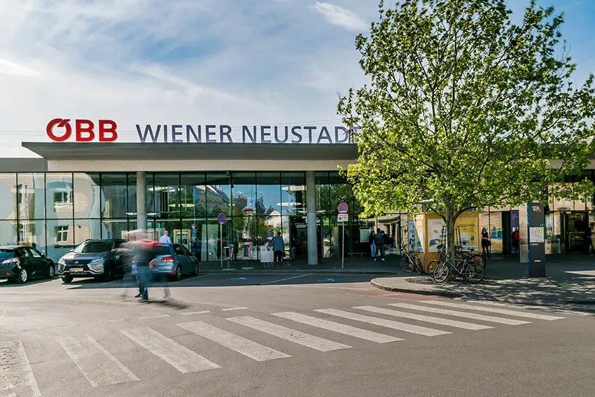 Wiener Neustadt Hauptbahnhof